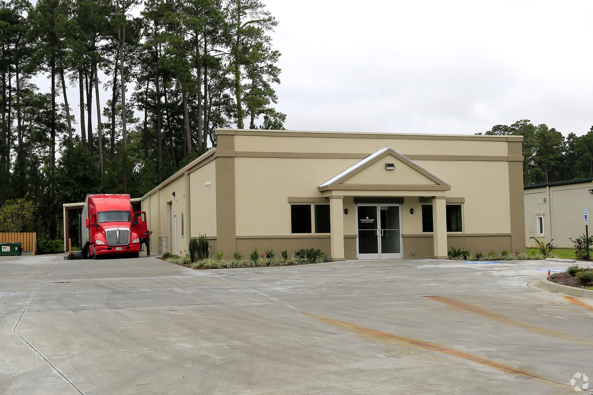 1669 American Way, Myrtle Beach, SC for sale Primary Photo- Image 1 of 5