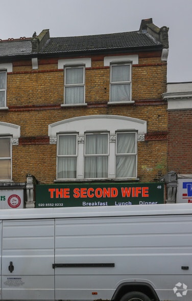 40 Upton Ln, Londres à vendre - Photo principale - Image 1 de 2