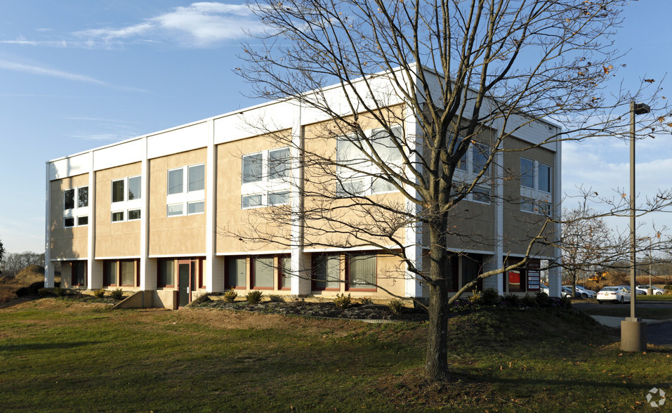 981 State Route 33 W, Monroe Township, NJ for lease - Building Photo - Image 3 of 7