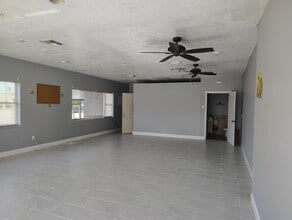 8402-8454 S Us-1 Hwy, Port Saint Lucie, FL for lease Interior Photo- Image 1 of 1