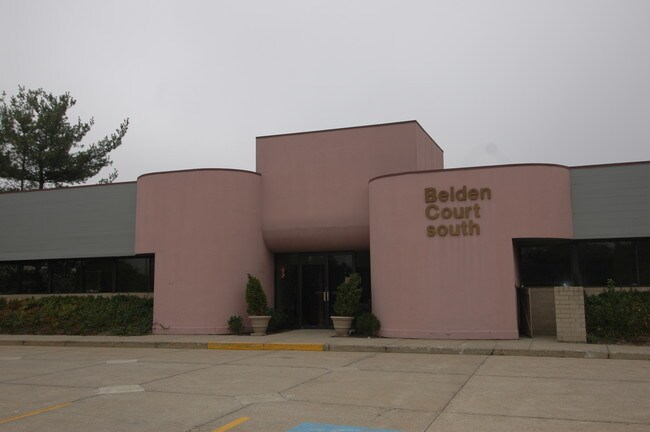 More details for 4942 Higbee Ave NW, Canton, OH - Office for Lease