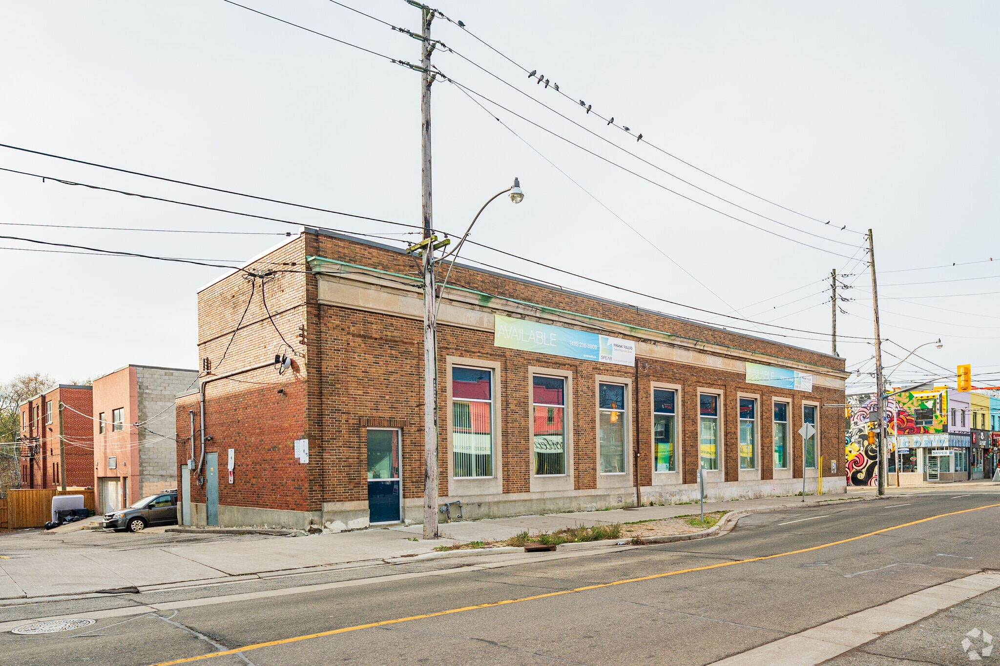 253 Coxwell Ave, Toronto, ON for lease Primary Photo- Image 1 of 3