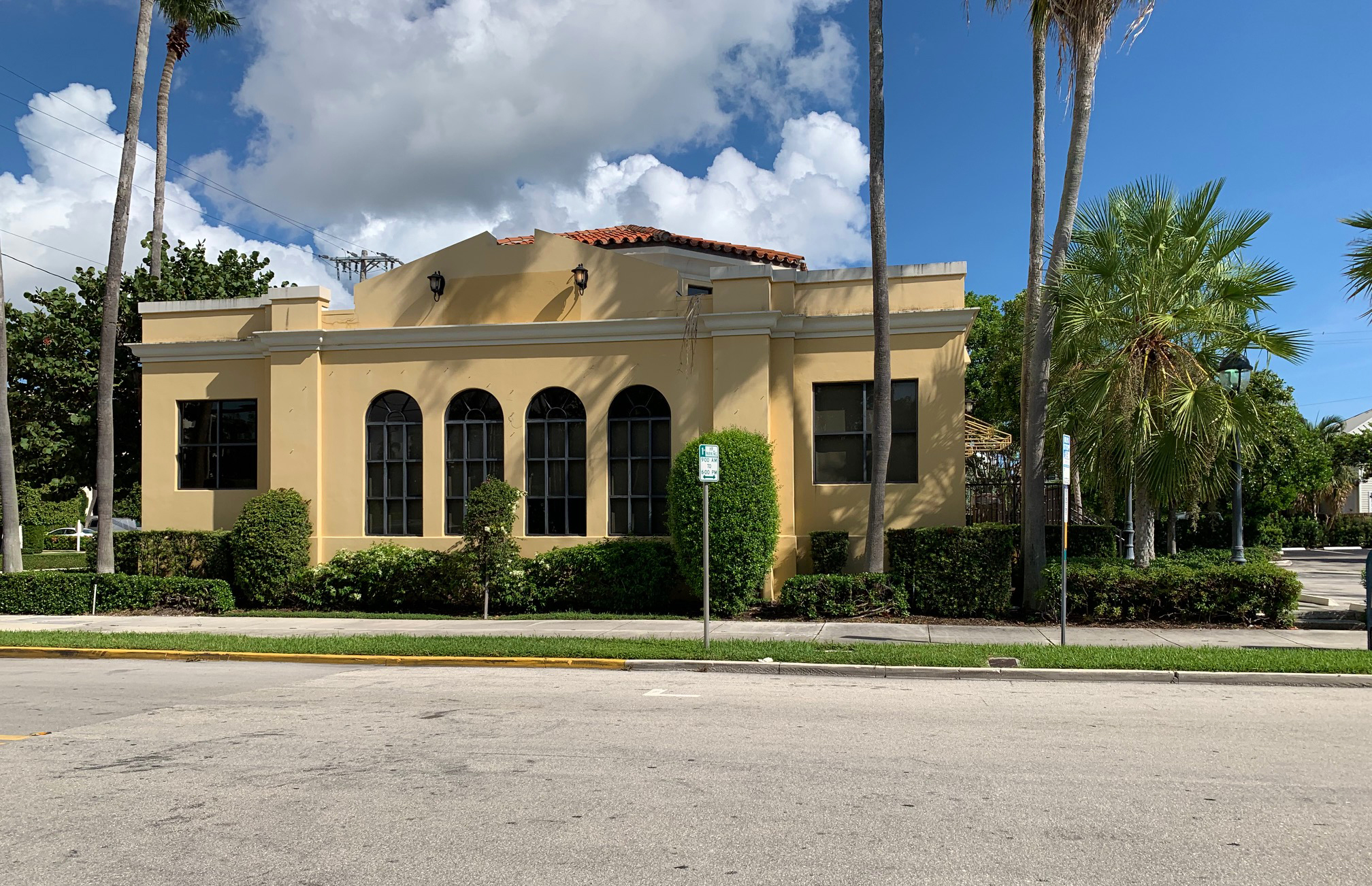 285 Sunrise Ave, Palm Beach, FL for sale Building Photo- Image 1 of 1