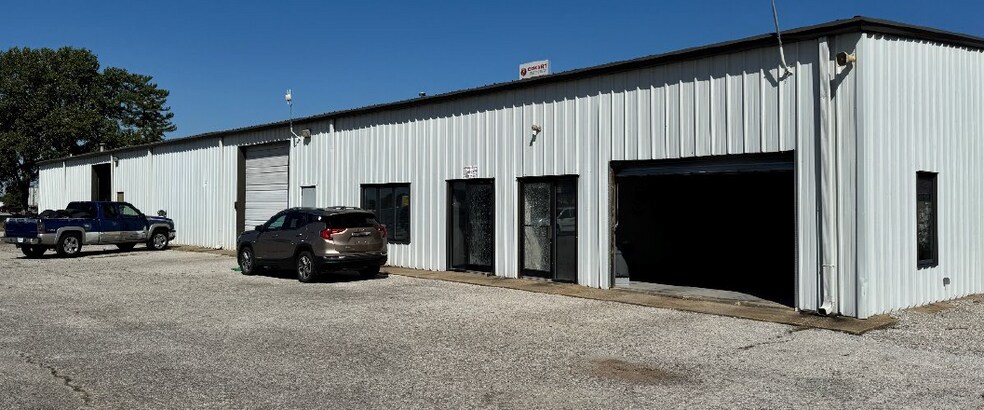 421 Greenwood Ln, Bowling Green, KY à louer - Photo du bâtiment - Image 2 de 3