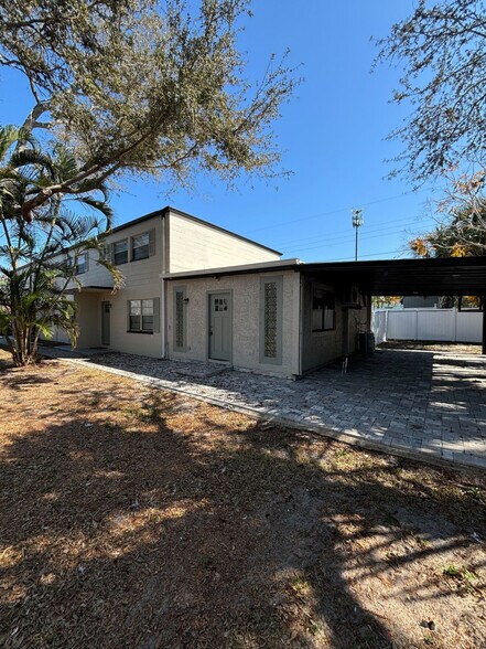 11916-11982 133rd Ave, Largo, FL à vendre - Photo du bâtiment - Image 3 de 16