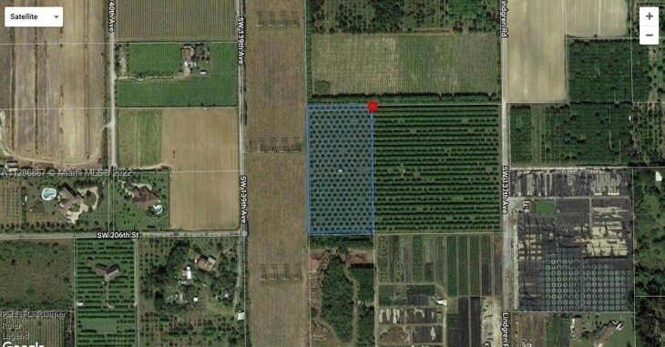 SW 200th, Miami, FL for sale - Building Photo - Image 2 of 3