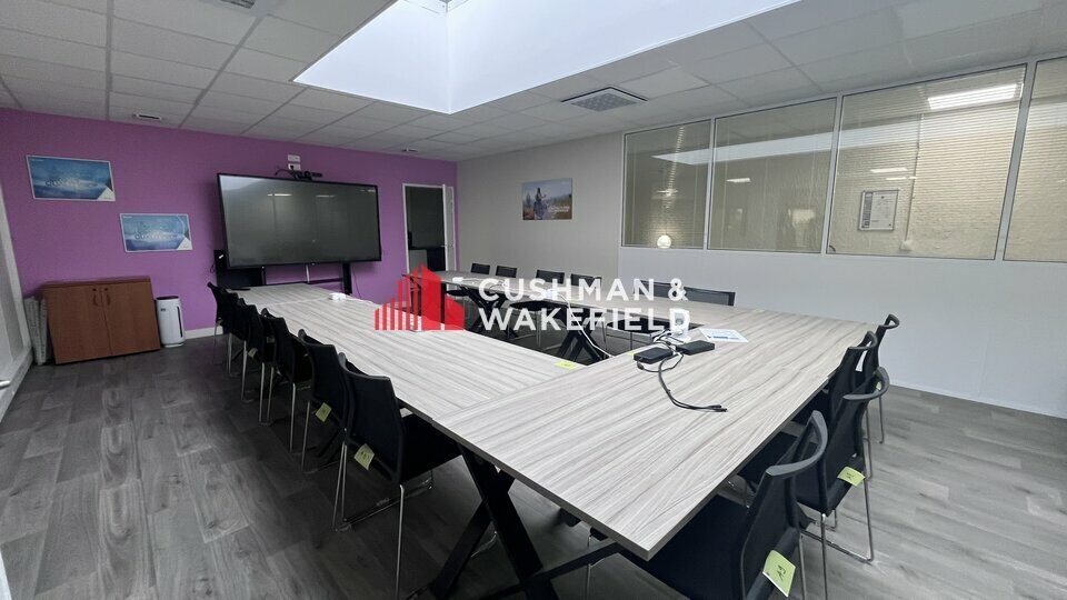 15 Rue Boudeville, Toulouse for lease - Interior Photo - Image 3 of 10
