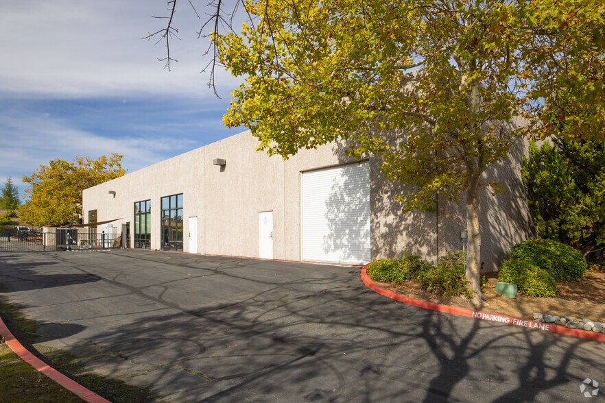 5001 Windplay Dr, El Dorado Hills, CA for sale - Building Photo - Image 2 of 4