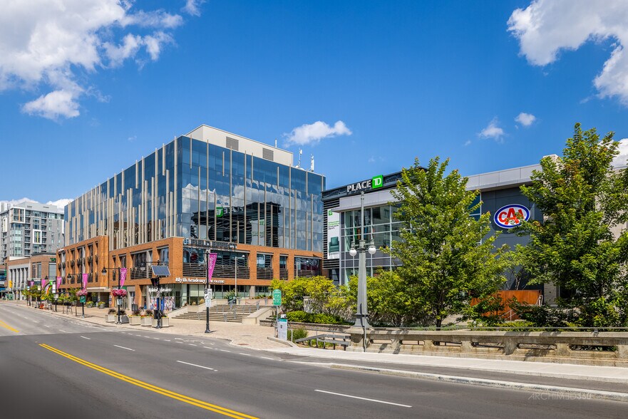 975-983 Bank St, Ottawa, ON à louer - Photo du bâtiment - Image 2 de 9