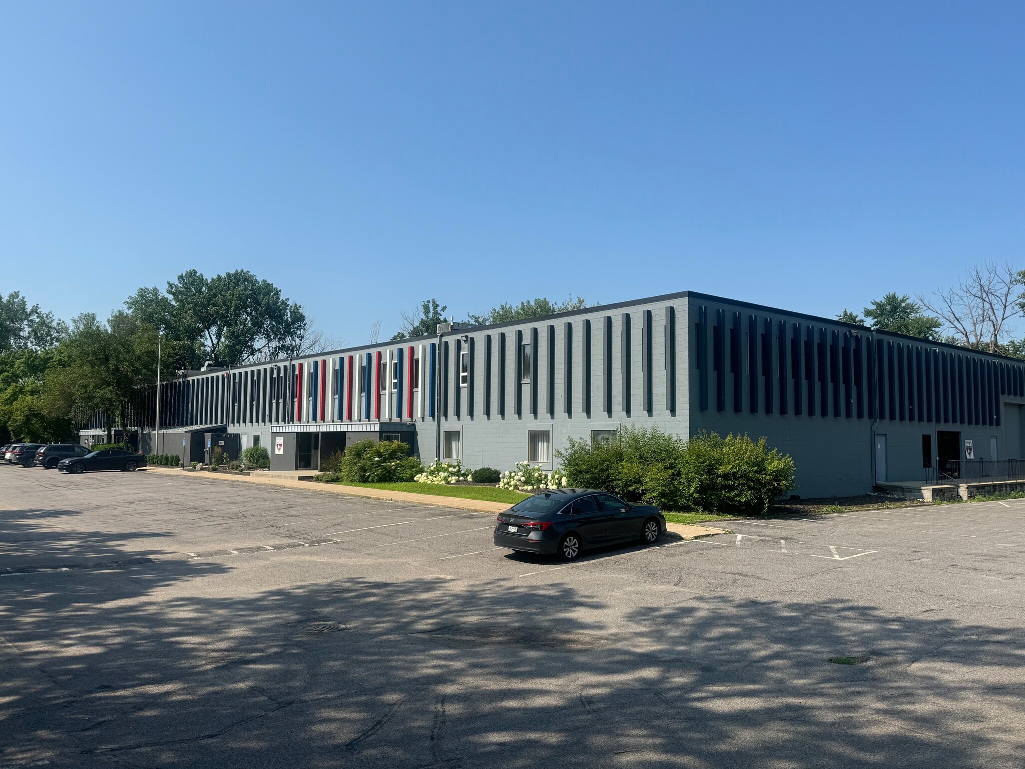 7100-7110 Ohms Ln, Edina, MN for lease Building Photo- Image 1 of 3