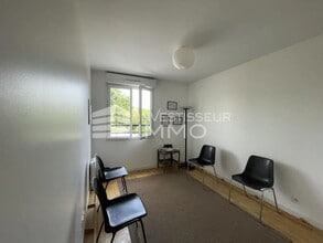 Office in Le Plessis-Trévise for lease Interior Photo- Image 2 of 5