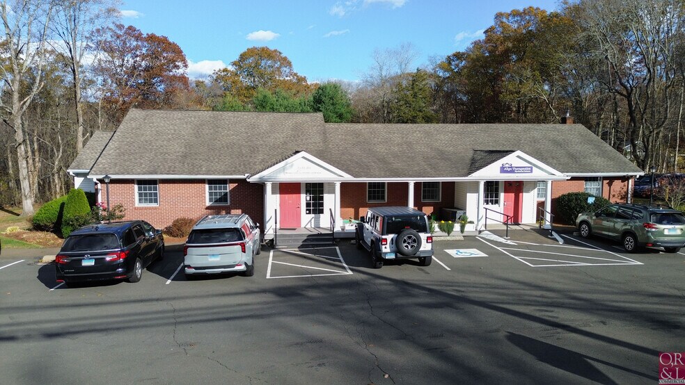 1110 Durham Rd, Madison, CT à vendre - Photo du bâtiment - Image 2 de 6