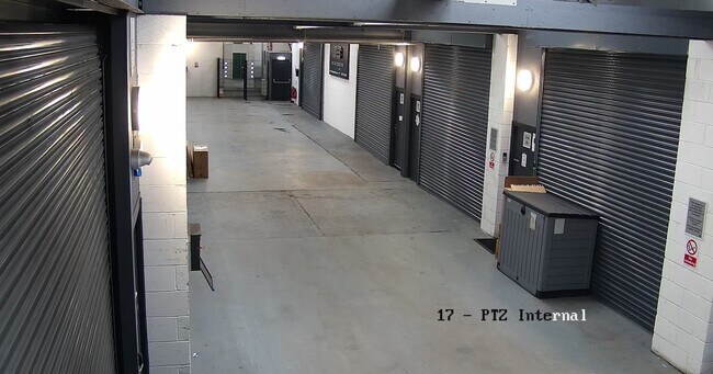 Plus de détails pour Clonmel Rd, Birmingham - Industriel à louer