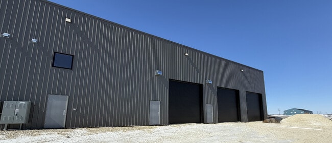 Plus de détails pour 34 Gold Sun Dr, Winnipeg, MB - Industriel à vendre