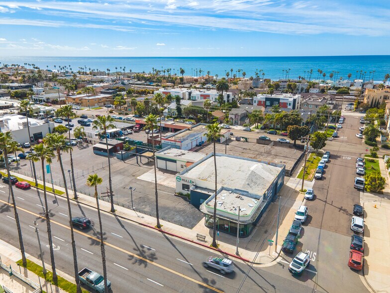 501-515 S Coast Hwy, Oceanside, CA à louer - Photo du bâtiment - Image 3 de 8