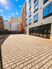 1122 Frankford Ave, Philadelphia, PA à louer Photo intérieure- Image 2 de 3