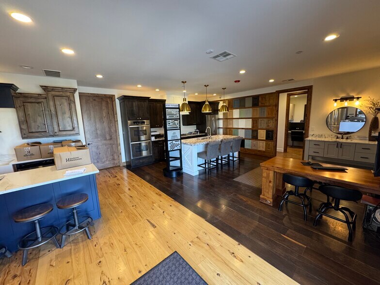 310 E 2000 N, Tooele, UT à vendre - Photo intérieure - Image 2 de 8