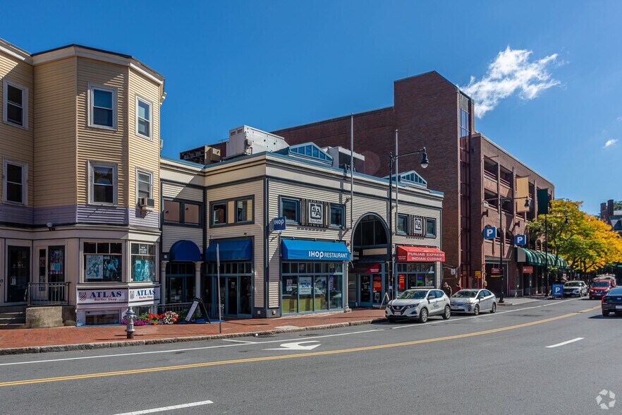 16-18 Eliot St, Cambridge, MA à louer - Photo du bâtiment - Image 2 de 3