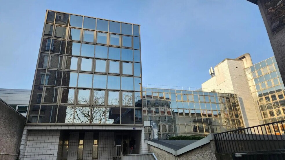 Bureau dans Boulogne-Billancourt à louer - Photo du bâtiment - Image 3 de 5