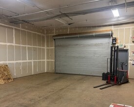 420 Sierra College Dr, Grass Valley, CA à louer Photo intérieure- Image 2 de 9