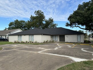 Plus de détails pour 1008 Morton St, Richmond, TX - Industriel à vendre