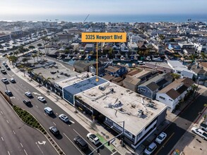 3325 Newport Blvd, Newport Beach, CA à louer Photo intérieure- Image 1 de 5