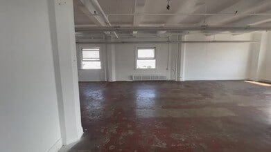 656 S Los Angeles St, Los Angeles, CA à louer - Vidéo sur l’inscription commerciale