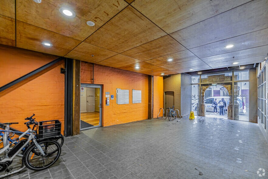 22-36 Mountain St, Ultimo for sale - Lobby - Image 2 of 4