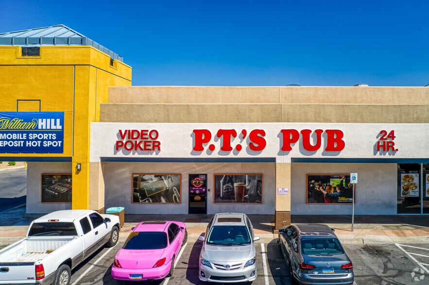 2775 N Nellis Blvd, Las Vegas, NV à vendre - Photo du bâtiment - Image 2 de 16