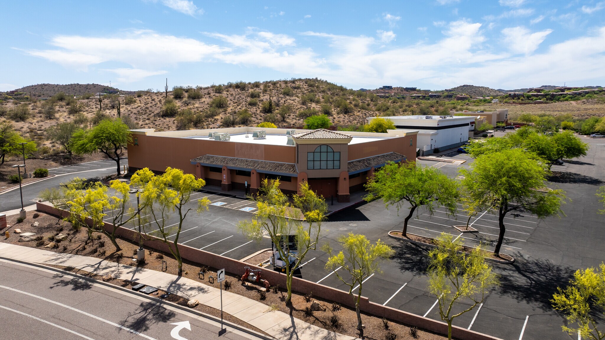 16749 E Shea Blvd, Fountain Hills, AZ for lease Building Photo- Image 1 of 8
