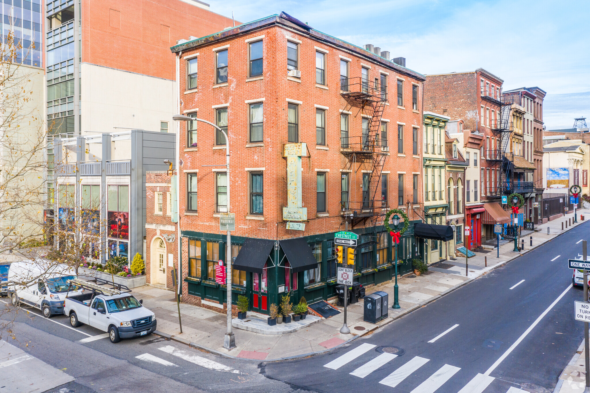 301 Chestnut St, Philadelphia, PA for sale Primary Photo- Image 1 of 1