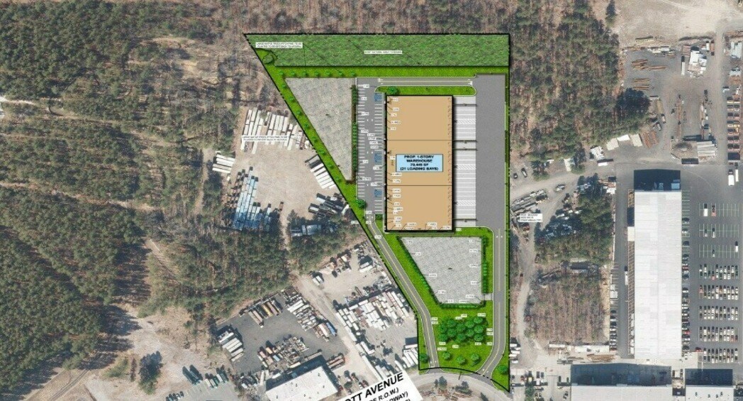 1001 Scott Ave, Calverton, NY à vendre Photo du bâtiment- Image 1 de 3