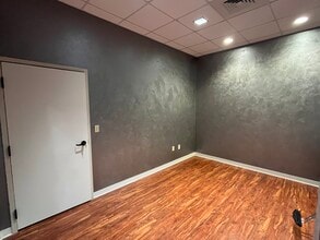 2908 Oak Lake Blvd, Charlotte, NC à louer Photo intérieure- Image 1 de 11