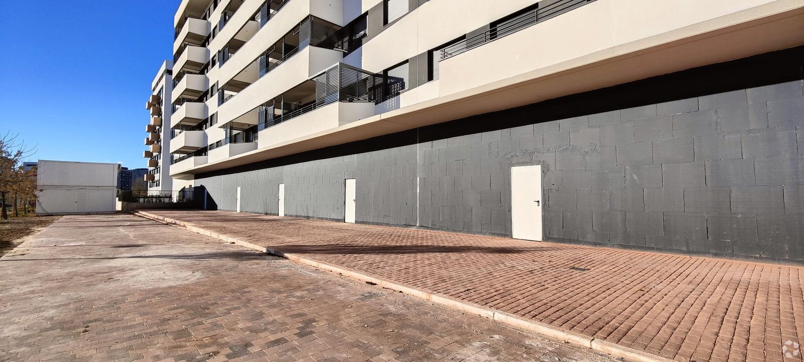 Retail in Madrid, Madrid for lease Primary Photo- Image 1 of 3