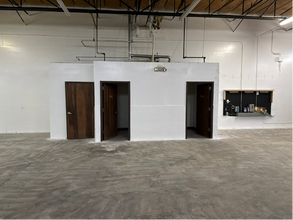 5 Johnson Dr, Raritan, NJ for lease Interior Photo- Image 2 of 3
