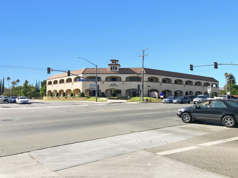 12981 Perris Blvd, Moreno Valley, CA à louer - Photo du bâtiment - Image 2 de 10