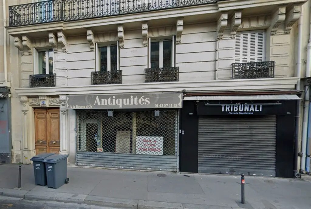 Commerce de détail dans Paris à louer Photo du bâtiment- Image 1 de 4