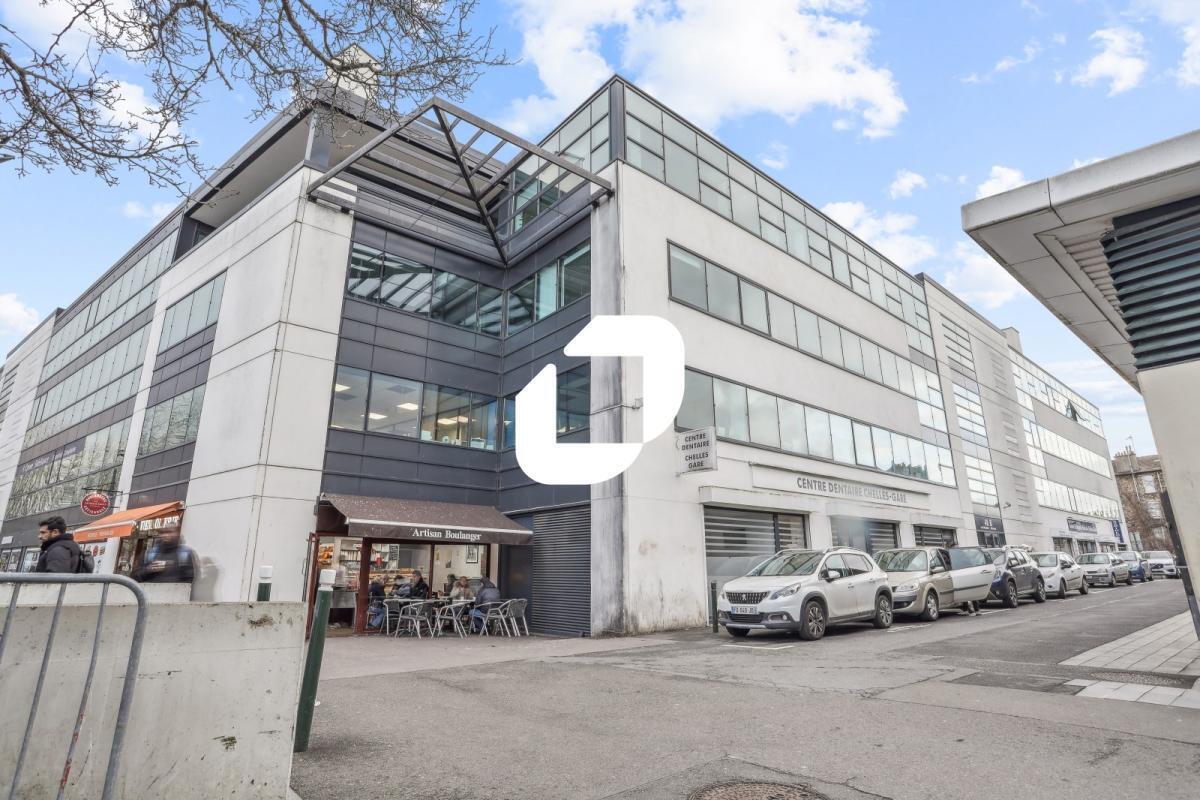 Office in Chelles for sale Building Photo- Image 1 of 15