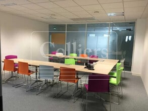 42 Rue De Ruffi, Marseille for lease Interior Photo- Image 1 of 4