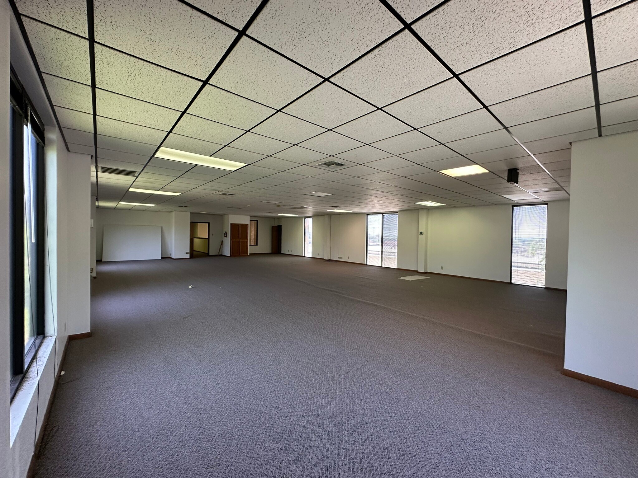 1735 Babcock Rd, San Antonio, TX for lease Interior Photo- Image 1 of 8
