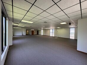 1735 Babcock Rd, San Antonio, TX for lease Interior Photo- Image 1 of 8