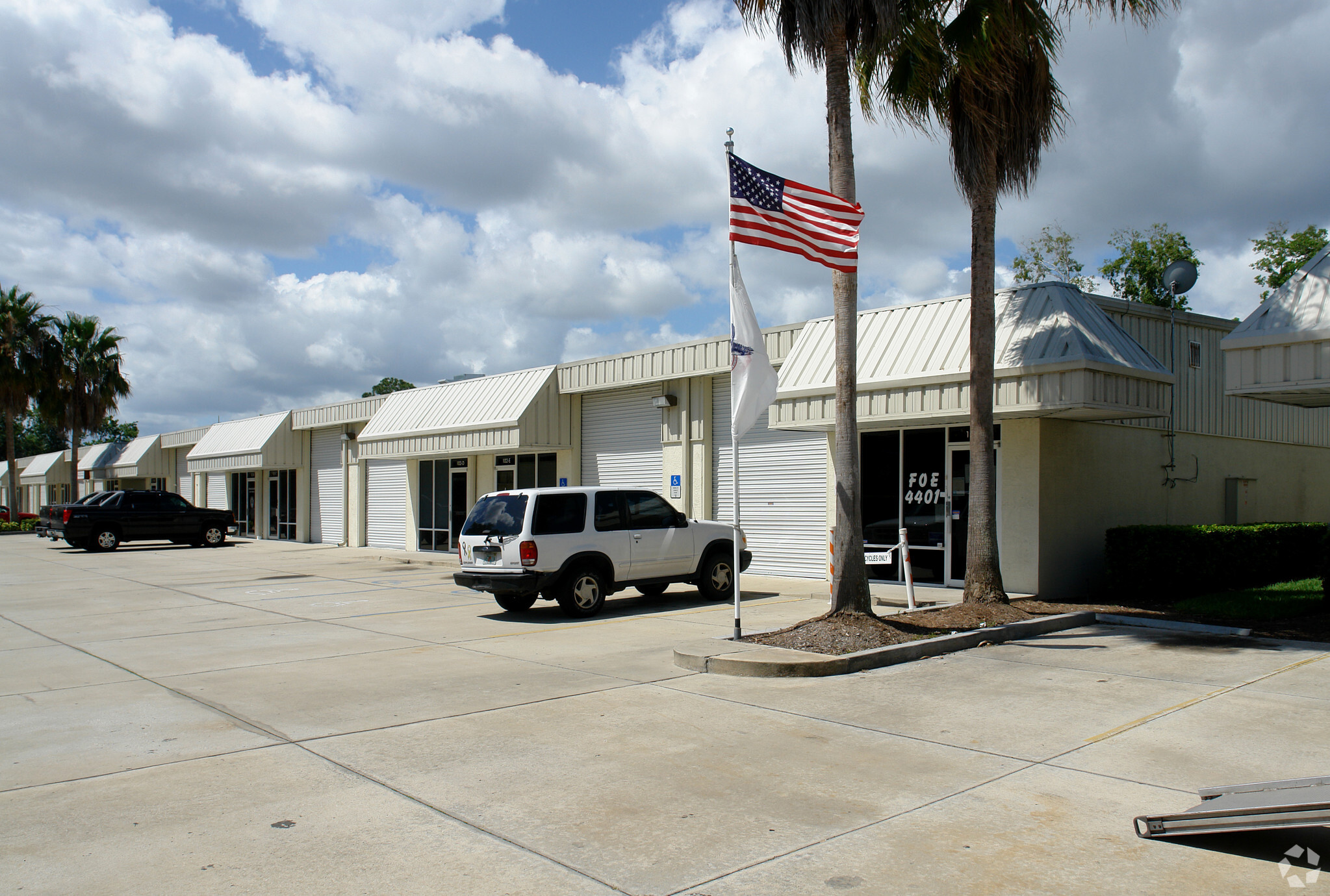 933 Beville Rd, Daytona Beach, FL for sale Primary Photo- Image 1 of 1