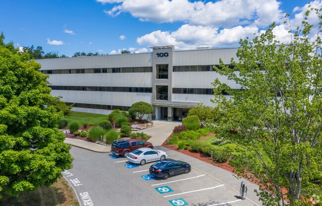 Plus de détails pour 100 Innovative Way, Nashua, NH - Bureau à louer