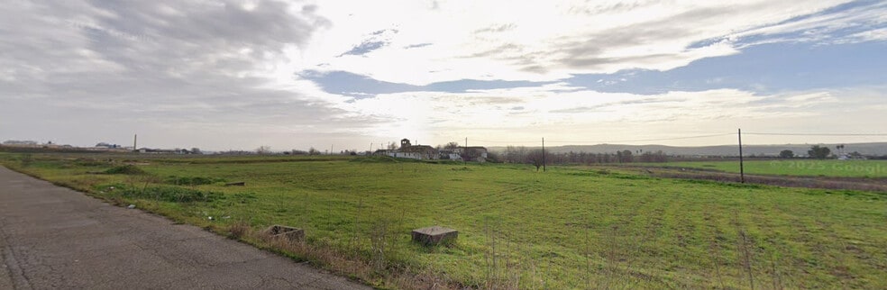 Plan Parcial, V-1, Frailes, Jaén for sale - Primary Photo - Image 1 of 2