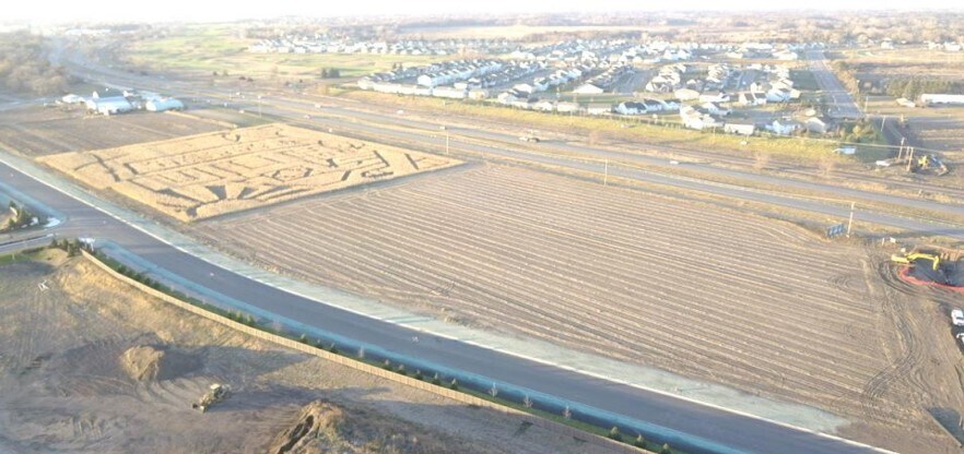 Donna Farms at Hwy 10 and Riverdale Drive, Ramsey, MN à vendre - Aérien - Image 2 de 4