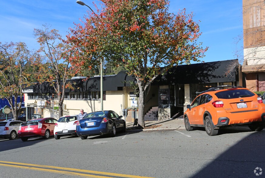 6211 La Salle Ave, Oakland, CA à louer - Photo du bâtiment - Image 2 de 9