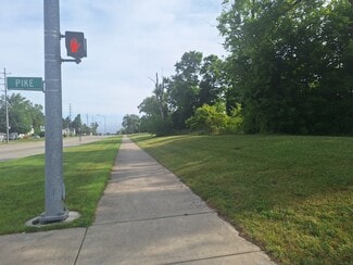 More details for 60 Martin Luther King Jr N Blvd, Pontiac, MI - Land for Sale