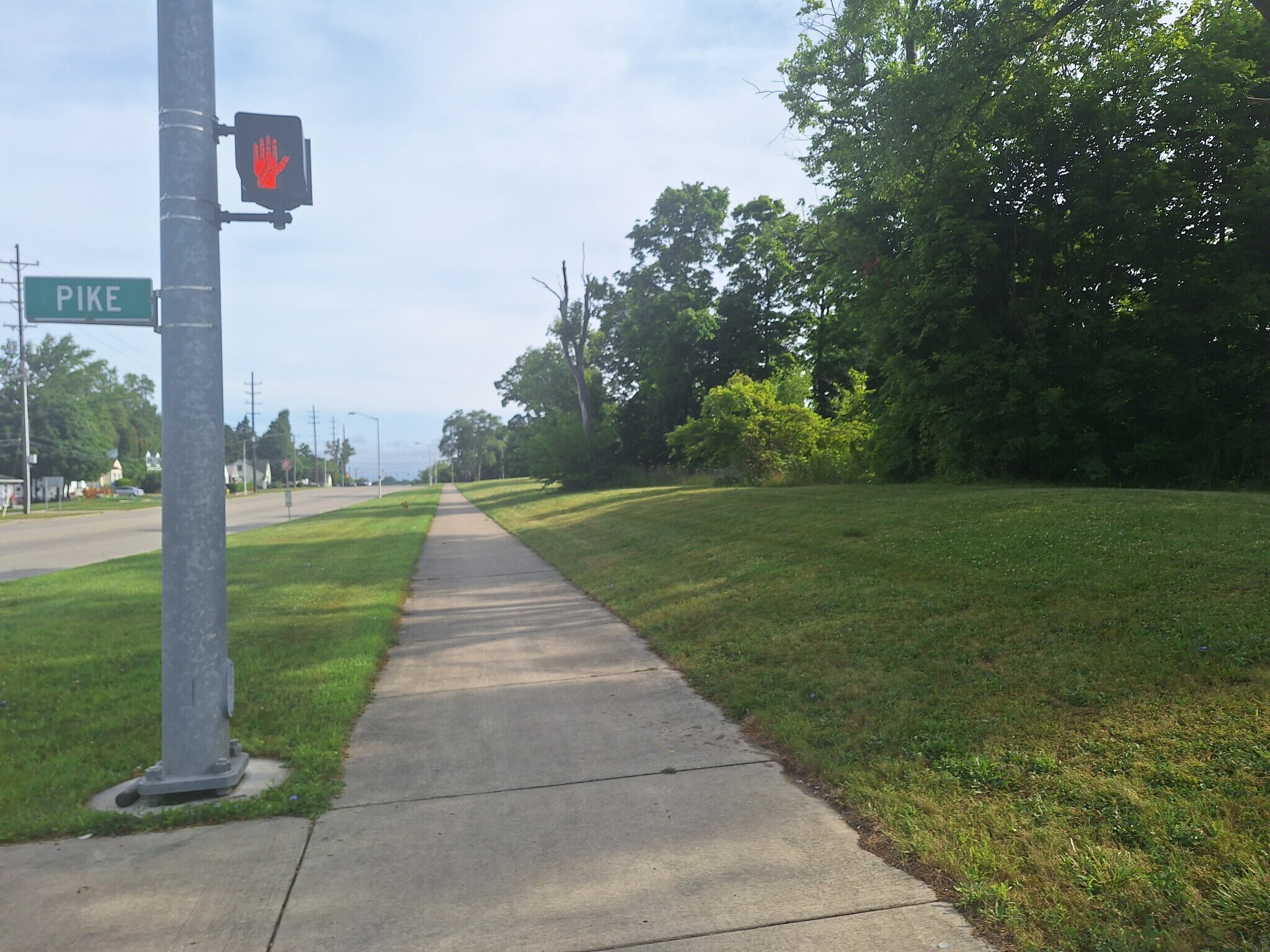 60 Martin Luther King Jr N Blvd, Pontiac, MI for sale Primary Photo- Image 1 of 9