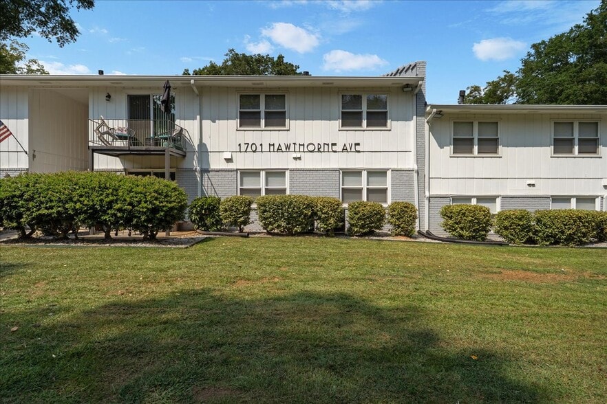 1701 Hawthorne Ave, College Park, GA for sale - Building Photo - Image 1 of 29