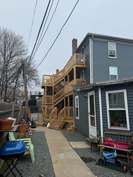 222 Main St, Gloucester, MA à vendre - Photo du bâtiment - Image 3 de 21